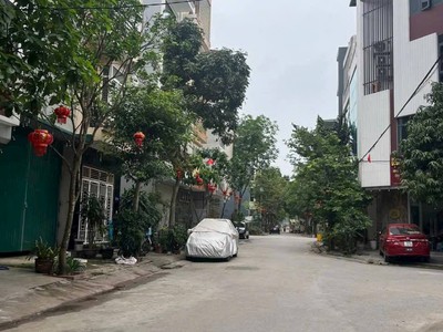 Bán nhà phân lô hoàng văn thái   khương trung, 63m , 5 tầng, gara ô tô 1
