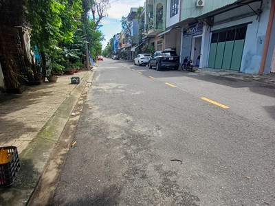 Nhà 2 tầng   2 mặt tiền trường chinh đât 150m2 ngang 10m giá 8 tỷ. 1
