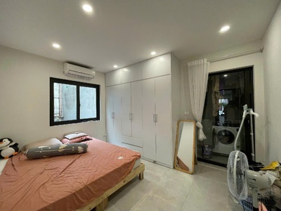 Siêu phẩm mặt phố ngọc lâm   long biên . dt: 275m  x 1 tầng. giá chỉ 72.5 tỷ   có tl 1