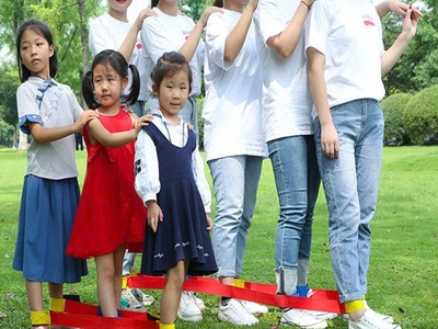 Larchlo Khổng Lồ Dây đai chơi bước chân đồng đội  Dây đai bước chân khổng lồ 2