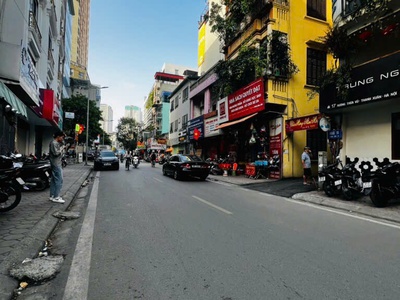 Bung nóc vương thừa vũ  mặt phố vip   vỉa hè khủng   giá gây sốc giới đầu tư 0