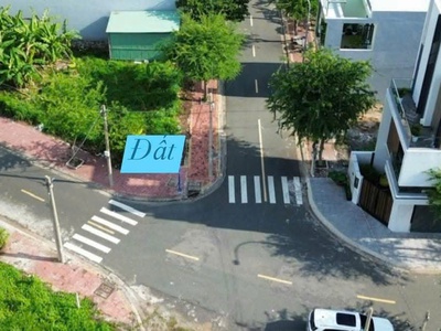  cần bán lô đất đẹp góc 2 mặt tiền đường đoàn thị điểm   nguyễn thần hiến - tp bà rịa 0