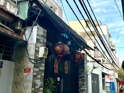 Nhà 5 tầng full nội thất-gần hồ bơi vân đồn - buocs ra vài phút có xe hơi đậu- thông ra tân vĩnh, 2