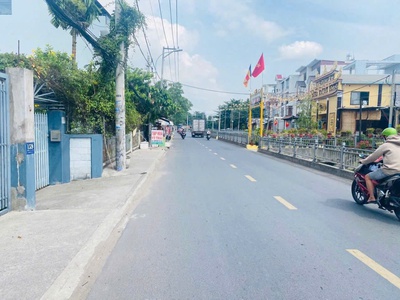 Bán nhà mặt tiền thạnh lộc 13 phường thạnh lộc q12  mặt tiền cách chợ cầu đồng 100m   dt 4 26 đúc 0