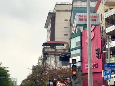 Mặt phố kim mã - nhỉnh 18 tỷ - mặt tiền 4.4m, dòng tiền 40tr/tháng 0