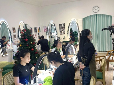 Cho thuê mặt bằng lầu 2   trung tâm quận 10 0