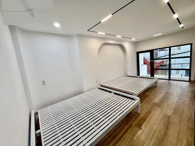 Nhỉnh 6 tỷ, 3tầng, 57m2, hxh, thông âu cơ, trần văn quang p10 tân bình 3