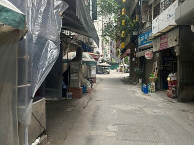 Cầu giấy - ô tô tránh - lô góc - 9 tầng thang máy - doanh thu gần 200tr/tháng 2
