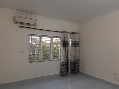 Cho thuê nhà riêng sẵn điều hòa, nóng lạnh Cam Lộ , Hùng Vương , Hồng Bàng . Nhà sạch sẽ về ở ngay 2