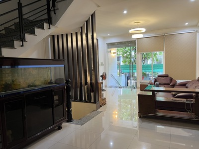 Bán nhà số 20 đường 16 khu Him Lam Quận 7 giá 26 tỷ, sổ hồng, nội thất đầy đủ, vị trí đẹp. 1