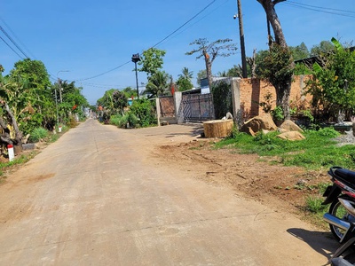 Bán nhanh lô đất 1 sẹc Quốc lộ 20- ngay chợ 115 đi vào 1