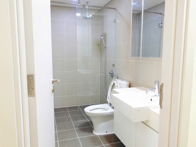 Cho thuê CC Lotus Garden, Trịnh Đình Thảo, TP: 95m2, 3p ngủ, full nt 12tr/th 7