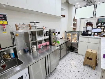 Sang nhượng cửa hàng vị trí đẹp tại chùa láng 1