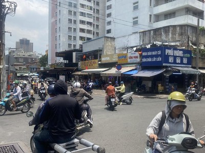 Bán gấp nhà q10-shr,4tầng btct-vàicăn ra mt ngay nguyễn tri phương 5pn-nhỉnh 6tỷ 1