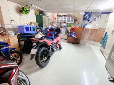Bán gấp nhà q10-shr,4tầng btct-vàicăn ra mt ngay nguyễn tri phương 5pn-nhỉnh 6tỷ 3