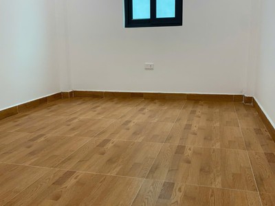 Bán nhà ngõ 160 phố tây tựu 42m2 x 4 tầng, ngõ thông rộng, căn góc mặt tiền bề thế với 5 phòng ngủ 3