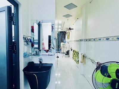 Siêu phẩm kd - 2 tầng - 60m  - gần chợ p18 - tân hương - giá cực tốt 2