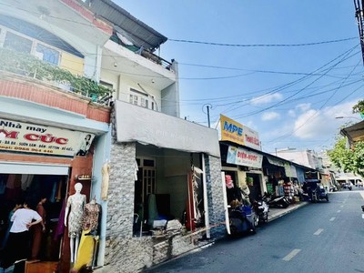 Mặt tiền ngay khu chợ vải- dòng tiền 15tr - 3 tầng - 60m n4.5 nhỉnh 8 đồng 1
