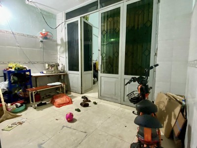 Hẻm 6m chuẩn 1 trục ht13, ngay chợ hiệp thành - nhà trệt lửng - 3pn   đang cho thuê 5tr/tháng 0