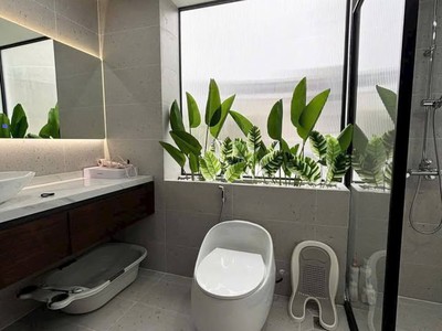 Bán căn nhà ngõ 405 ngọc thuỵ 47m x 4t full đồ, gần oto hơn 6 tỷ. lh 0936123469 0