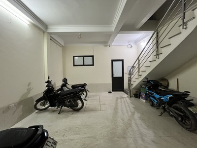 Bán nhà phùng khoang - 5 tầng ccmn   dòng tiền ổn định   trung văn   nguyễn trãi   8.8 tỷ 0
