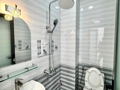 Bán nhà 4 tầng, 90m , 4pn, 5wc, q.2, 8.2 tỷ, sổ hồng 4