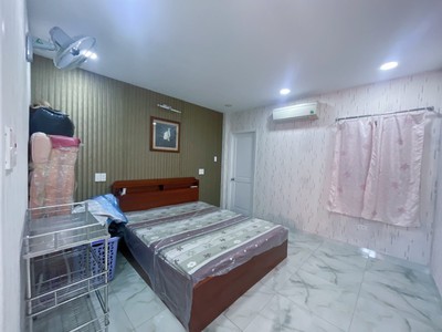 Bán nhà 92m , 2 tầng, 3pn, q.9, 5.6 tỷ, sổ hồng 3