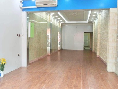 Cho thuê nhà mặt tiền lũy bán bích 104m , 3 lầu - cạnh mb bank 3