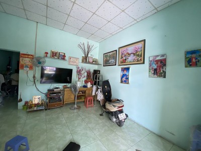 Nhà gấp bán giảm 2 tỷ 200m2 full thổ cư, đường 8 trường thạnh, tp thủ đức, chỉ còn 9 tỷ 2