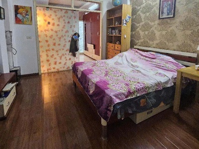 Bán nhà mặt phố ngọc lâm long biên vị trí vàng kinh doanh cực hiếm: gần ngã tư trung tâm phố 0