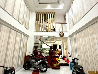 Căn nhà 5 tầng kiên cố, đẹp chỉn chu   ngay trung tâm thới an, q12 đang chờ gia chủ mới 1