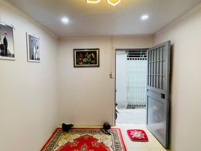 Cần bán nhà tân khai lĩnh nam 17m, 2 tầng giá 1.045tỷ nhà chưa sổ 0