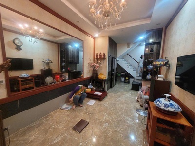 Bán nhà tôn đức thắng phân lô sát phố - 2 thoáng 30m 5 tầng giá 7.6 tỷ 0