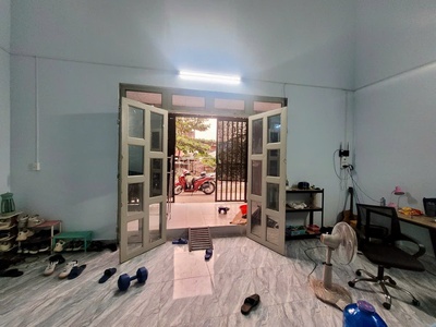 Nhà gác lửng giá rẻ ngay trung tâm linh xuân   100m  chỉ 7tr/th thuê sẵn 1