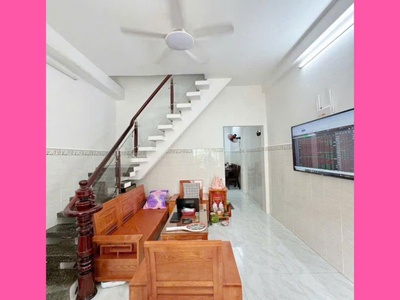 Nhà đẹp-48m2-gần mt nguyễn văn khối-3pn-sổ vuông-khu tiện ích cv làng hoa-nhỉnh 4 tỷ 2