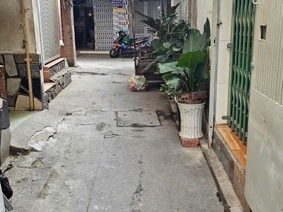 Nhỉn 4 tỷ có ngay nhà nguyễn trãi 31m2 tại quận 5 1
