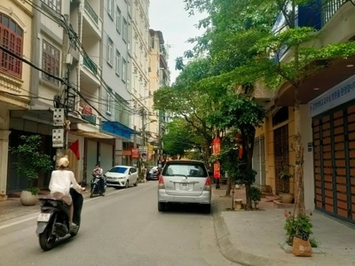 Bán nhà hoàng quốc việt, phân lô, ôtô tránh, vỉa hè kinh doanh, dt 52m2 giá 17 tỷ 100 3