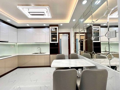 Bán nhà đẹp Quận 7 - Diện tích: 4,3 x 14m.- Giá: 6Ty2 6