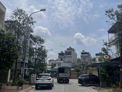 Bán Đất Khu Xử Lý Nước Thải Hà Khánh A,DT:76.5m2,MT:4.5m Siêu Đẹp 1