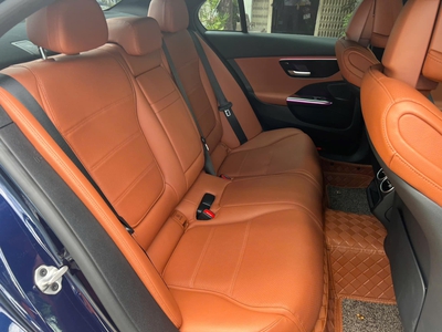 Bán xe Mercedes C200 Avantgarde 2022, màu xanh. 9