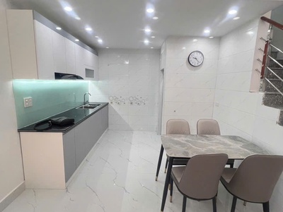 Nhà độc lập chợ Cột đèn - lê chân   2,25 tỷ 1