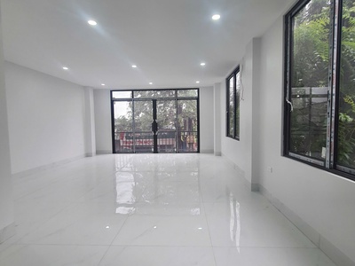 Chính chủ cho thuê mặt bằng kinh doanh, văn phòng mặt đường Âu Cơ, Tây Hồ, HN 4