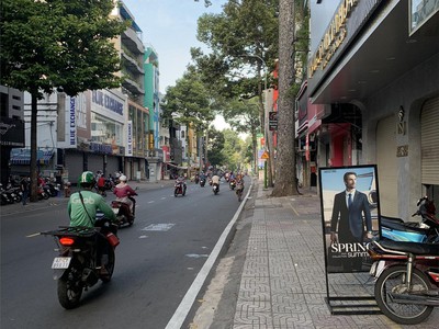 Gấp gấp bán  căn góc 2 mặt tiền bùi hữu nghĩa ngay nguyễn trãi p7 q5. chỉ 11.3 tỷ 2