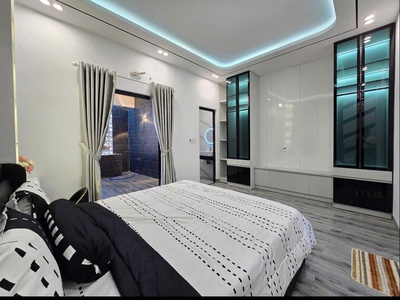 Nhà 3 tầng mới xây nội thất châu âu siêu đẹp, cách bãi tắm trung tâm liên chiểu 80m, gần khu vui 2