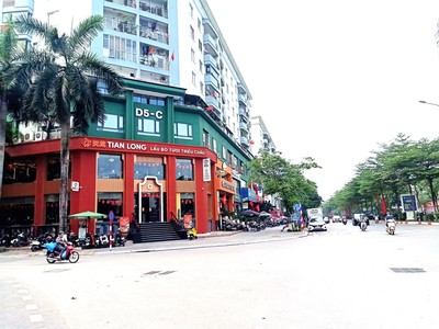 Siêu biệt thự lô góc 3 mặt thoáng   cầu giấy   236m    mặt tiền 20m   4 tầng đẳng cấp   sân vườn 3