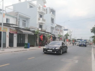 Nhà sân vườn 210m  full thổ cư    giá chỉ 6,5 tỷ còn tl 0