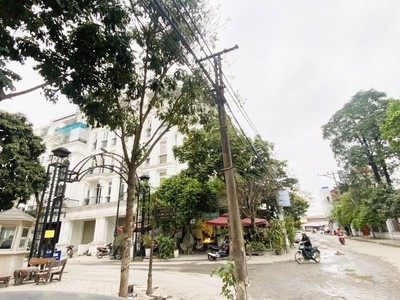 Cơ hội vàng: louis city lô góc - 160m 5 tầng mt25m giá 42 tỷ  có tl  - kinh doanh vip - dòng tiền 2