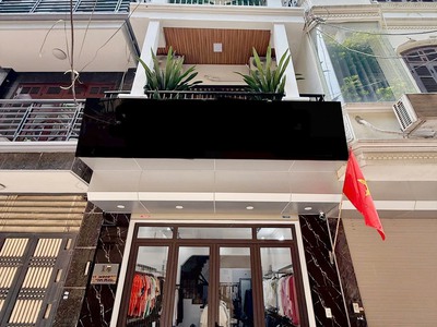 Nhà phân lô - ô tô tránh   gara- ô tô ngủ trong nhà   55m2  15 tỷ   kinh doanh đỉnh 0