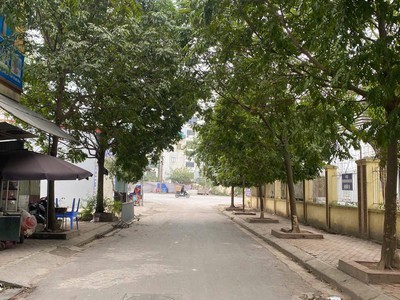 Duy nhất còn lại 1 lô đất dv đồng đế mt6.1m, 50m giá nhô 12 tỉ  có tl , 15m ra mặt đường 70 2