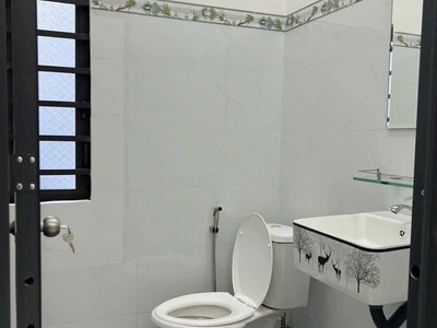 Chính Chủ bán nhà cấp 4   4PN - 4WC   - Gần Vòng Xoay An Lạc Giá 785 Triệu 3